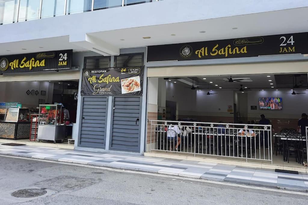 Neu By Cozy Unit L30rb 2pax Near Klcc & Jelatek Lrt Kuala Lumpur