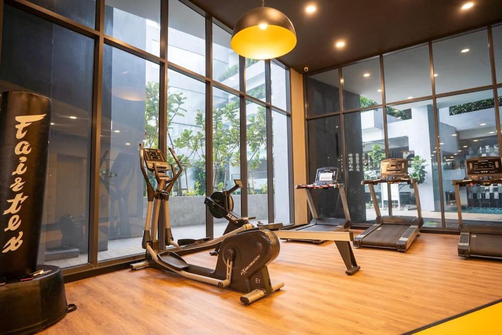 Neu By Cozy Unit L30rb 2pax Near Klcc & Jelatek Lrt Kuala Lumpur