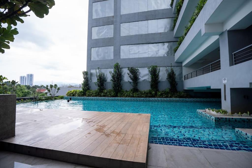 Neu By Cozy Unit L30rb 2pax Near Klcc & Jelatek Lrt * Kuala Lumpur